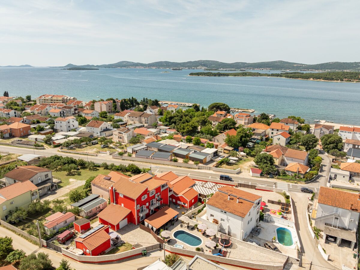 Villa Comfortable and spacious house with terrace and sea view Turanj, Biograd K-18274