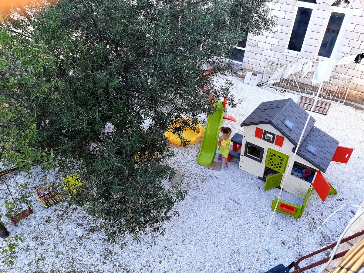 Apartment One bedroom apartment near beach Ražanj, Rogoznica A-18284-a - Outdoor photo 4