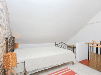 Holiday house One bedroom house with terrace and sea view Živogišće - Strnj - Živogošće - Strnj, Makarska K-18025 - Outdoor photo 18