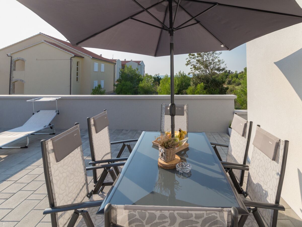 Villa Three bedroom house with terrace Privlaka, Zadar K-18508 - Outdoor photo 4