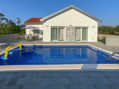 Villa Three bedroom house with terrace Privlaka, Zadar K-18508 - Outdoor photo 2