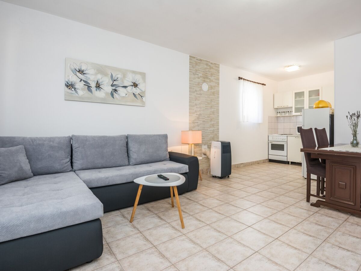 Apartment Two bedroom apartment with terrace Vir A-18527-a - Outdoor photo 4