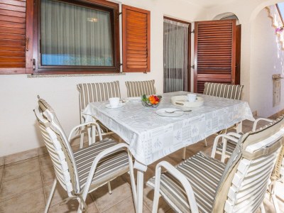 Apartment Two bedroom apartment with terrace Vir A-18527-a - Outdoor photo 21