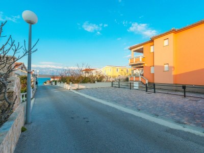Apartment Two bedroom apartment with balcony and sea view Vir A-18546-c - Outdoor photo 2