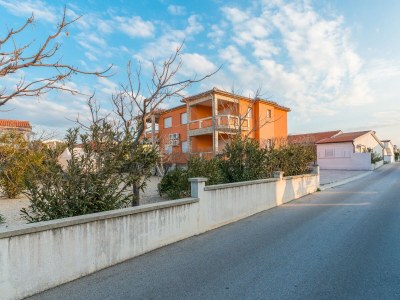 Apartment Two bedroom apartment with balcony and sea view Vir A-18546-c - Outdoor photo 3