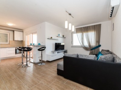 Apartment Two bedroom apartment with balcony and sea view Vir A-18546-c - Outdoor photo 6