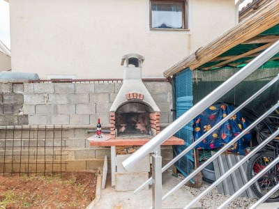 Apartment Two bedroom apartment with terrace Vir A-18560-a - Outdoor photo 3