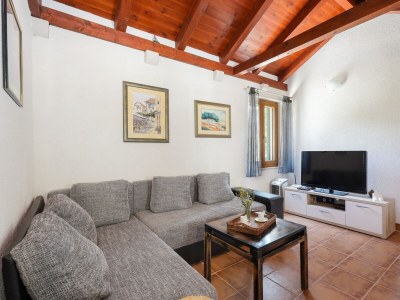 Holiday house Three bedroom house with terrace Postira, Brač K-19563 - Outdoor photo 32