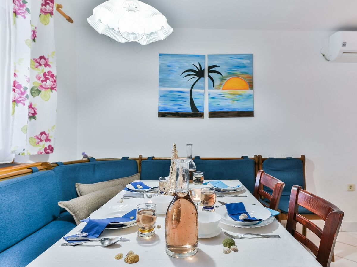 Apartment Three bedroom apartment with balcony and sea view Vir A-18570-a - Outdoor photo 4