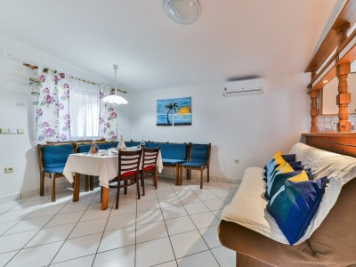 Apartment Three bedroom apartment with balcony and sea view Vir A-18570-a - Outdoor photo 5