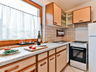 Apartment Three bedroom apartment with balcony and sea view Vir A-18570-a - Outdoor photo 11