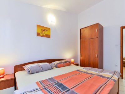 Apartment Two bedroom apartment with terrace and sea view Vir A-18572-a - Outdoor photo 8