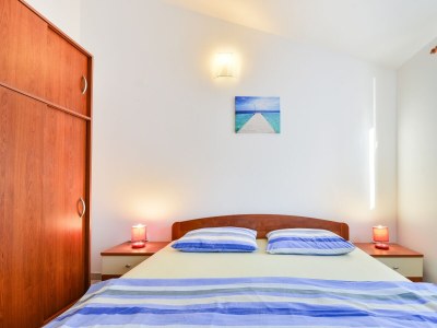 Apartment Two bedroom apartment with terrace and sea view Vir A-18572-a - Outdoor photo 10