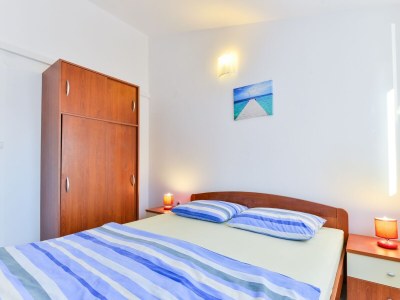 Apartment Two bedroom apartment with terrace and sea view Vir A-18572-a - Outdoor photo 11