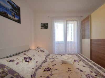 Apartment Two bedroom apartment with terrace and sea view Vantačići, Krk A-20442-a - Outdoor photo 9