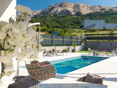 Villa Four-bedroom house with terrace Baška, Krk K-19671 - Outdoor photo 7