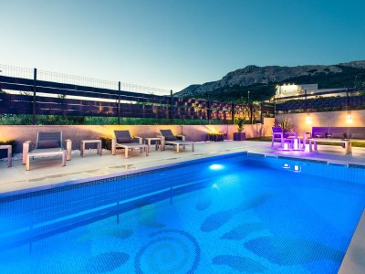 Villa Four-bedroom house with terrace Baška, Krk K-19671 - Outdoor photo 8