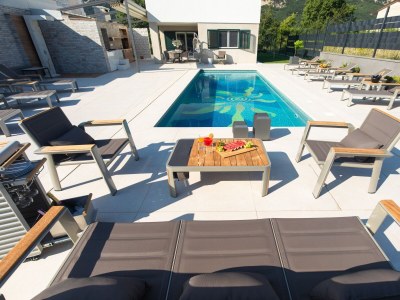 Villa Four-bedroom house with terrace Baška, Krk K-19671 - Outdoor photo 9