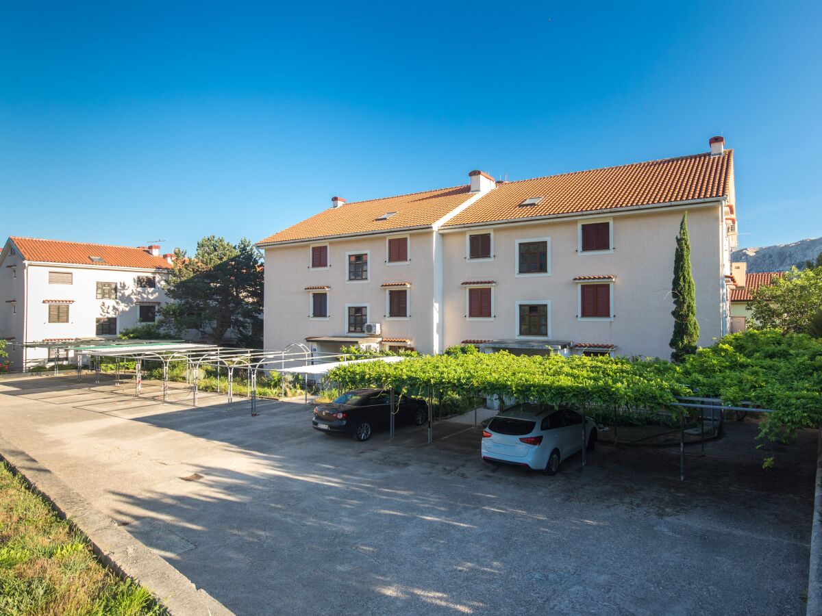 Apartment Two bedroom apartment with balcony and sea view Baška, Krk A-19675-a - Outdoor photo 2