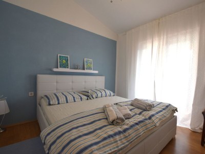 Apartment Two bedroom apartment with terrace Pinezići, Krk A-20465-a - Outdoor photo 10