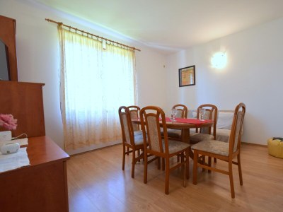 Apartment Three bedroom apartment with terrace Njivice, Krk A-20468-a - Outdoor photo 4