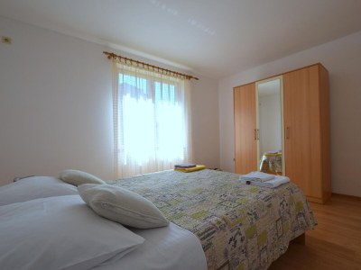 Apartment Three bedroom apartment with terrace Njivice, Krk A-20468-a - Outdoor photo 9