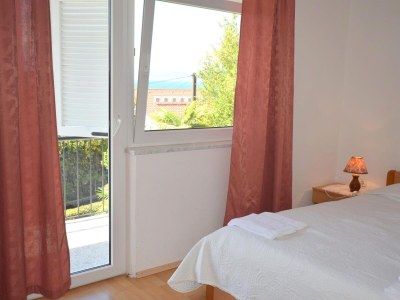 Apartment Two bedroom apartment with terrace and sea view Njivice, Krk A-20469-a - Outdoor photo 5