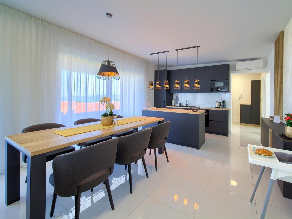 Apartment Three bedroom apartment with terrace and sea view Malinska, Krk A-20470-a - Outdoor photo 5