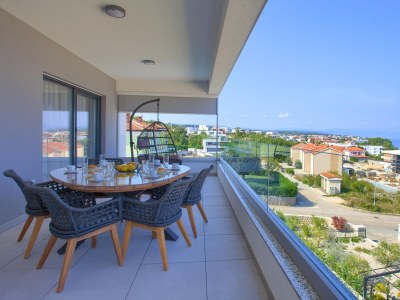 Apartment Three bedroom apartment with terrace and sea view Malinska, Krk A-20470-a - Outdoor photo 22