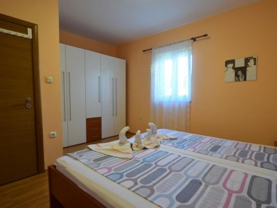 Apartment Three bedroom apartment with terrace and sea view Omišalj, Krk A-20471-a - Outdoor photo 11