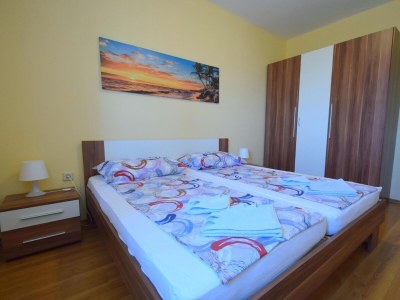 Apartment Three bedroom apartment with terrace and sea view Omišalj, Krk A-20471-a - Outdoor photo 13