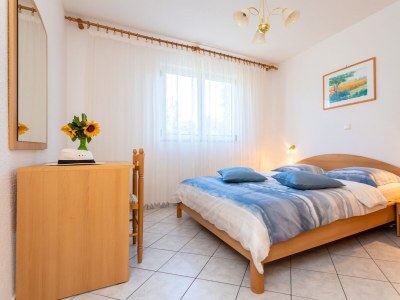 Apartment One bedroom apartment with balcony Njivice, Krk A-20473-a - Outdoor photo 9