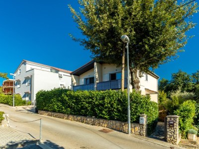 Apartment One bedroom apartment with balcony Njivice, Krk A-20473-a - Outdoor photo 18