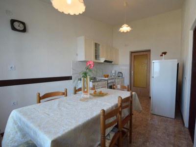 Apartment Three bedroom apartment with terrace and sea view Njivice, Krk A-20474-a - Outdoor photo 6