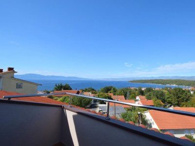 Apartment Two bedroom apartment with balcony and sea view Njivice, Krk A-20479-a - Outdoor photo 10