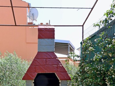 Apartment Two bedroom apartment with air-conditioning Punat, Krk A-19831-a - Outdoor photo 6