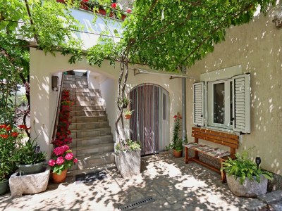 Apartment Two bedroom apartment with air-conditioning Punat, Krk A-19831-a - Outdoor photo 7