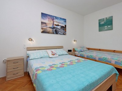 Apartment Two bedroom apartment with air-conditioning Punat, Krk A-19831-a - Outdoor photo 15