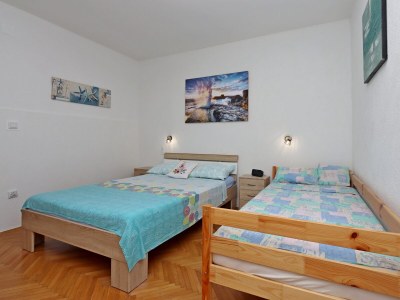 Apartment Two bedroom apartment with air-conditioning Punat, Krk A-19831-a - Outdoor photo 17