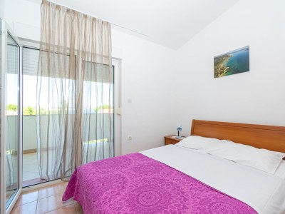 Apartment Two bedroom apartment with terrace and sea view Tkon, Pašman A-19914-a - Outdoor photo 14