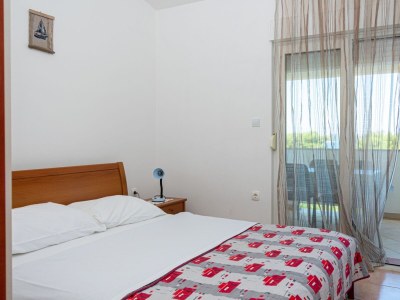 Apartment Two bedroom apartment with terrace and sea view Tkon, Pašman A-19914-a - Outdoor photo 24