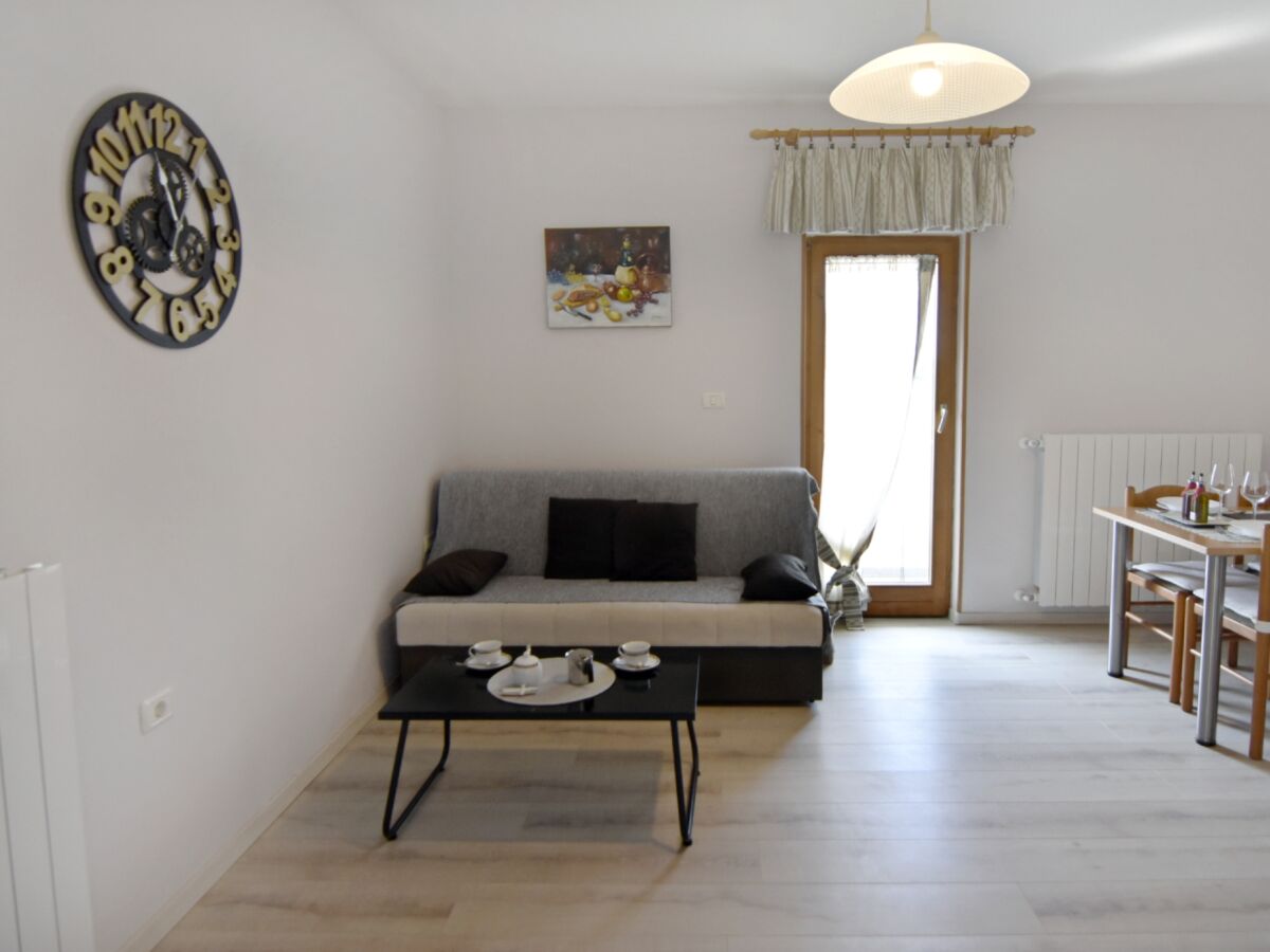 Apartment One bedroom apartment with balcony Bašanija, Umag A-20522-a - Outdoor photo 5