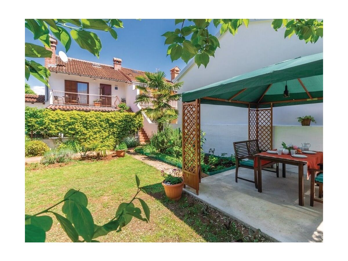 Apartment Two bedroom apartment with balcony Rovinj A-20545-a - Outdoor photo 2