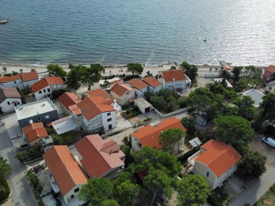 Apartment Two bedroom apartment with balcony and sea view Vir - Kozjak, Vir A-20149-a - Outdoor photo 2