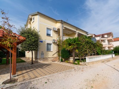 Apartment Two bedroom apartment with balcony and sea view Vir - Kozjak, Vir A-20149-a - Outdoor photo 7