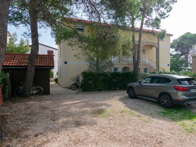 Apartment Two bedroom apartment with balcony and sea view Vir - Kozjak, Vir A-20149-a - Outdoor photo 15