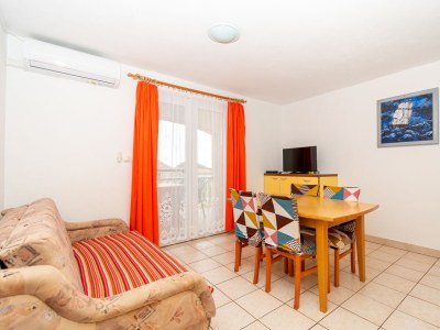 Apartment Two bedroom apartment with balcony and sea view Vir - Kozjak, Vir A-20149-a - Outdoor photo 16