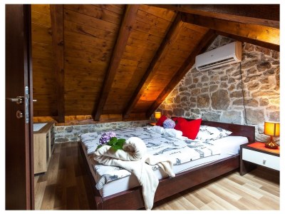 Holiday house Comfortable and spacious house with terrace and sea view Orebić, Pelješac K-20612 - Outdoor photo 2