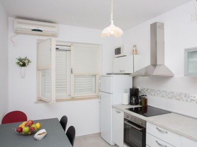 Holiday house Two bedroom house near beach Žrnovska Banja, Korčula K-20618 - Outdoor photo 12