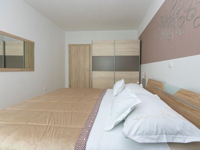 Apartment One bedroom apartment with terrace and sea view Brela, Makarska A-20221-a - Outdoor photo 13